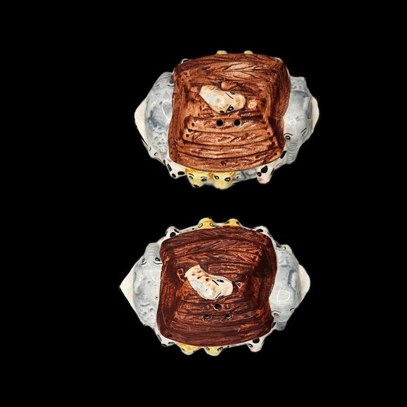 Noah's Ark Salt & Pepper Shakers Ceramic Animal Boat Pair Colorful Figurines - Picture 5 of 6